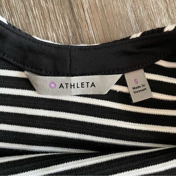 NWT Athleta Mala Black/White Striped Dress - Size: Small - Picture 4 of 8